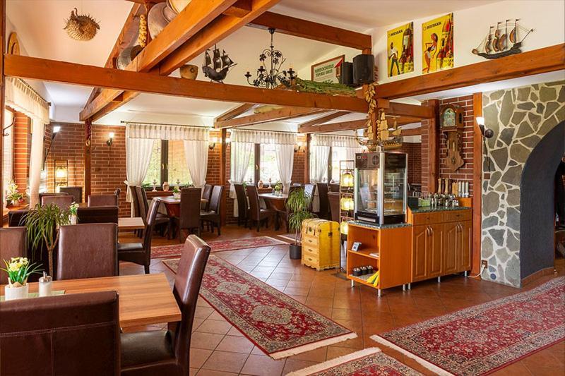 依格考酒店 Rožnov pod Radhoštěm 外观 照片